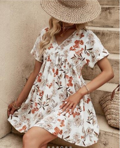 V-Neck Rusty Floral Print Batwing Sleeve Smock Dress - The Boho Body